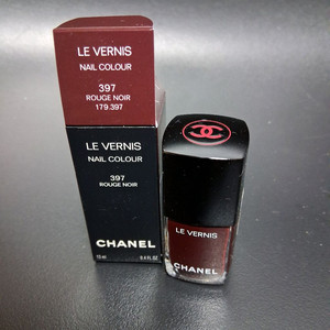 샤넬 한정 네일 397번 루쥬 느와르 백화점 새제품 미개봉 이미지