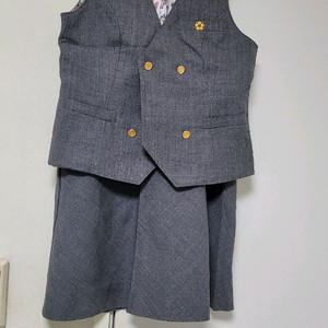 스마트학생복 동복 세트 판매합니다조끼, 가디건, 치마 구성으로 상태 깨끗해요조끼와 치마는 그레이