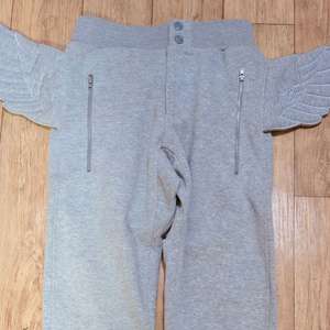 아디다스 제레미스캇 윙 날개 그레이 팬츠 바지