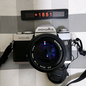 미놀타 XD-5 필름카메라 1.4 단렌즈 장착 이미지