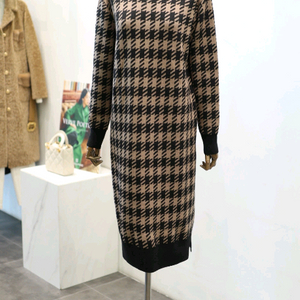 모조에스핀 하운드투스 니트 원피스