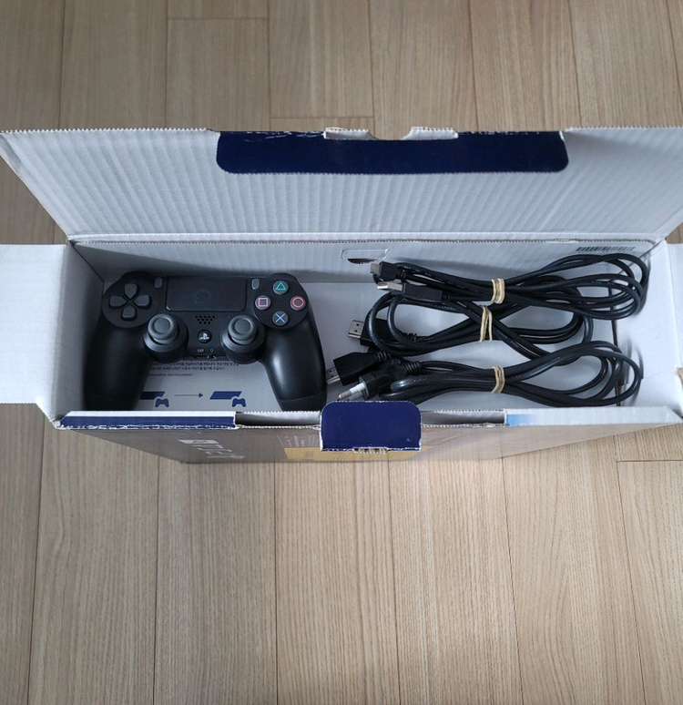 플스4 pro 7218b 9.0 버전 팝니다--1