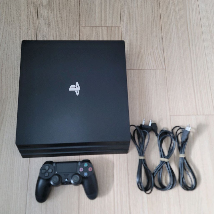 플스4 pro 7218b 9.0 버전 팝니다--3