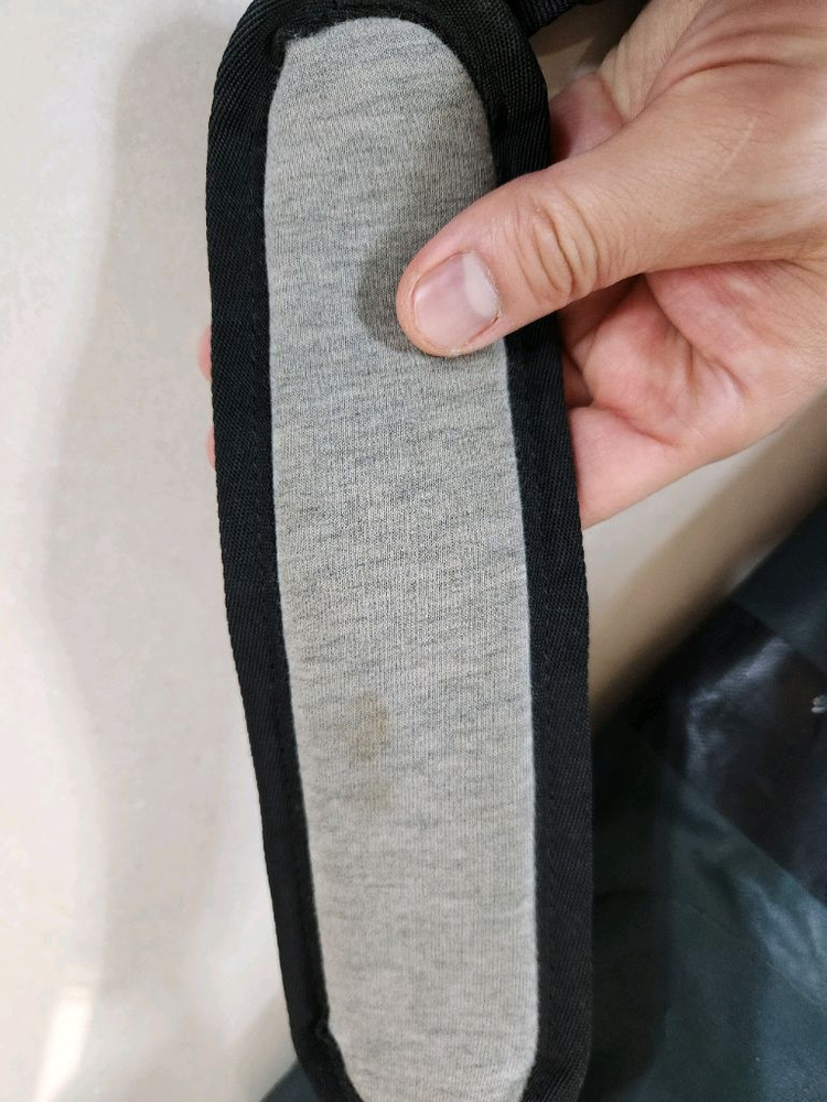 가격내림/나이키 스포츠 웨어 테크본디드 숄더 크로스백/거의새상품--8