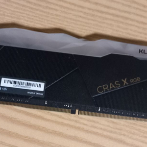 KLEVV CRAS X RGB DDR4-3200 16GB 1개