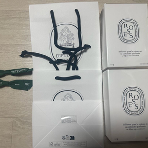 딥티크 차량용 방향제 로즈 디퓨져셋트(케이스+리필)미개봉 새상품