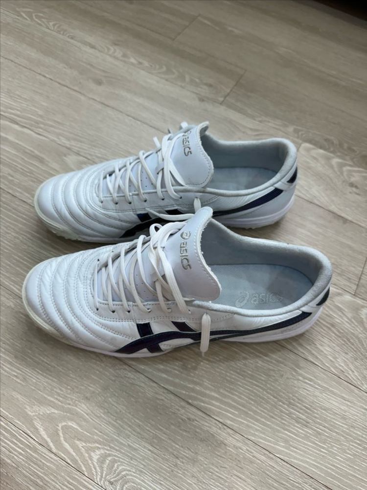 아식스c3 풋살화--1