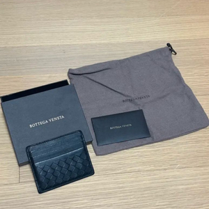 보테가베네타 인트레치아토 카드지갑