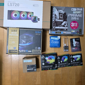 13700kf 반본체 팝니다(그래픽카드 없음)