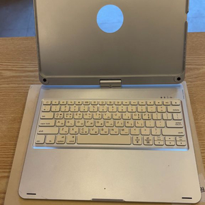 아이패드용 키보드 케이스 판매