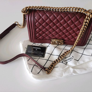 샤넬 보이백 금장체인 버건디