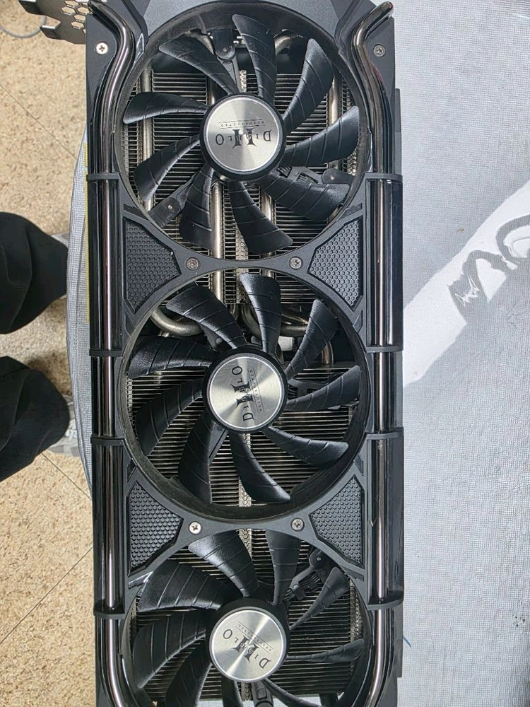 RTX 3070 Ti 그래픽카드 이미지