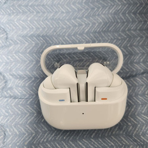 무선 이어폰 버즈3프로 이미지