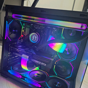 라이젠7 9800X3D RTX5070TI 신품PC,