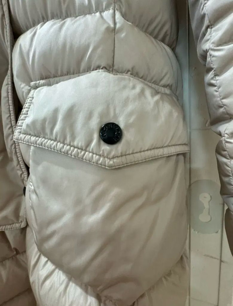 몽클레어 클로에 급처 이미지