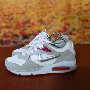 나이키에어맥스 코럴레이트 240