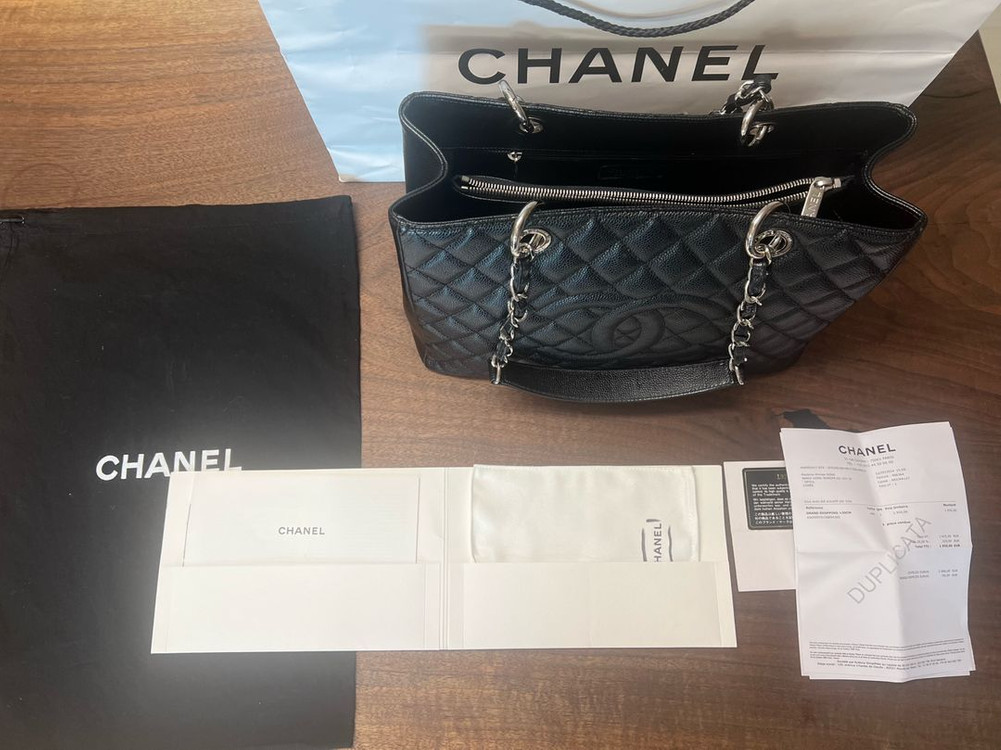 샤넬 그랜드 샤핑 블랙 캐비어 은장 19번대(샤넬본점 깜봉매장구입) 이미지