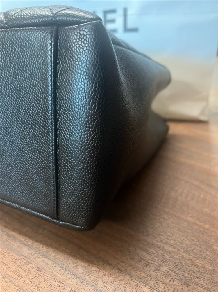 샤넬 그랜드 샤핑 블랙 캐비어 은장 19번대(샤넬본점 깜봉매장구입) 이미지