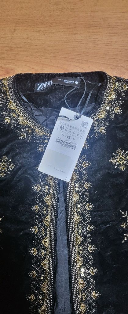 자라 벨벳자켓 새상품--2