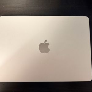 [풀박스/보증남음] 맥북에어 M2 13인치 (RAM 24G / SSD 512G) 이미지