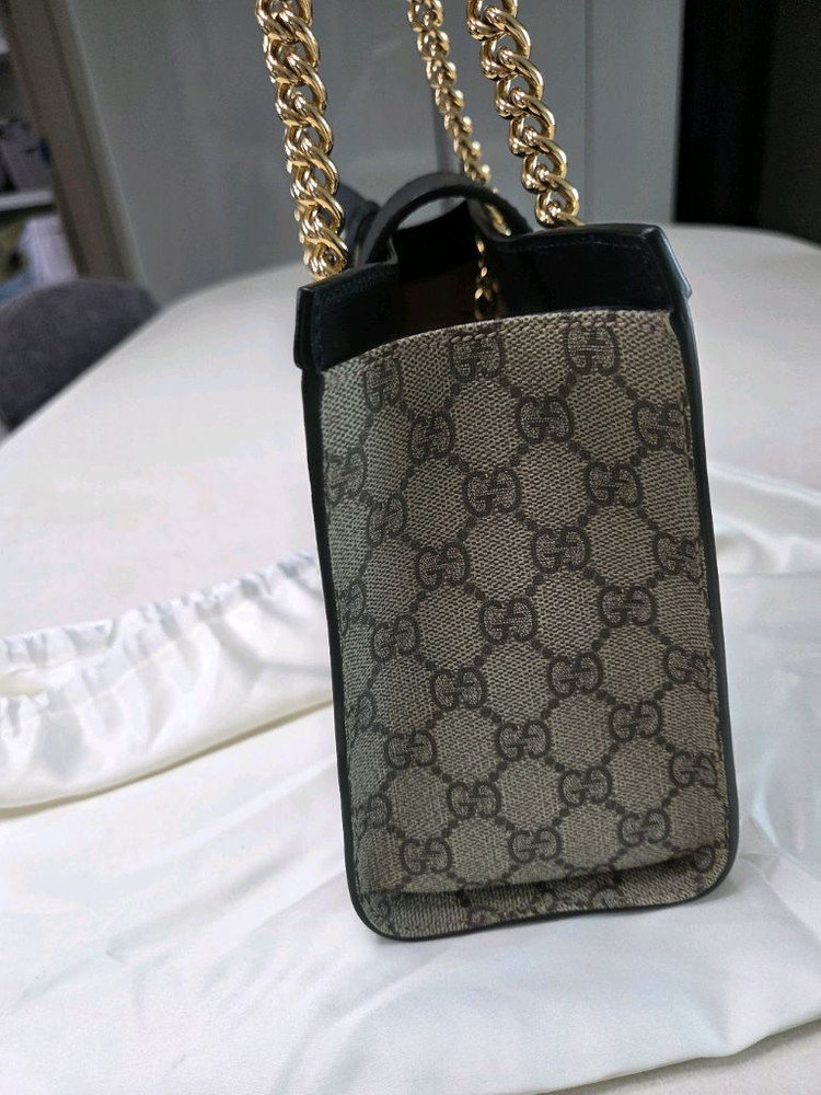 구찌 패드락 GG미듐 숄더백 이미지