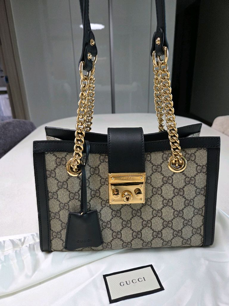 구찌 패드락 GG미듐 숄더백 이미지