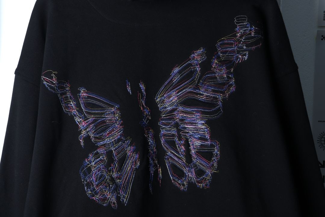 (L-2XL) 메종미네드 후드티셔츠 나비자수 블랙 이미지