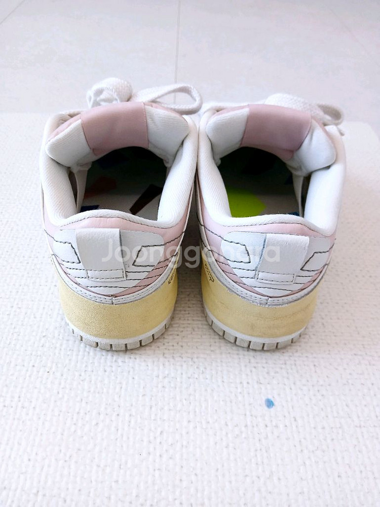 나이키 우먼스 덩크 로우 디스럽트2 (235)--3