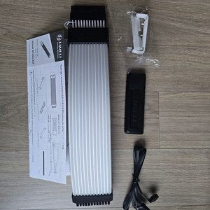 리안리 STRIMER WIRELESS 12V-2X6 WIDE, 24핀