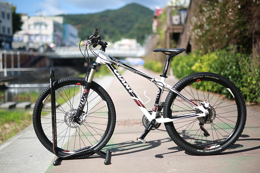 *48만원*최저가*14년 자이언트 타론 0 16인치 S-27.5인치---3