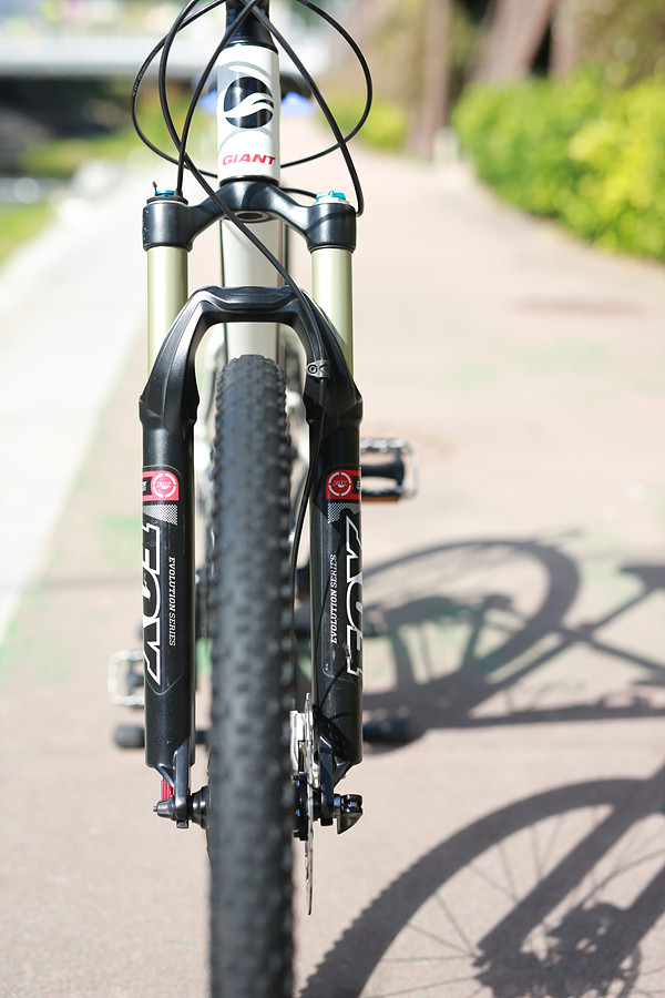 *48만원*최저가*14년 자이언트 타론 0 16인치 S-27.5인치---9
