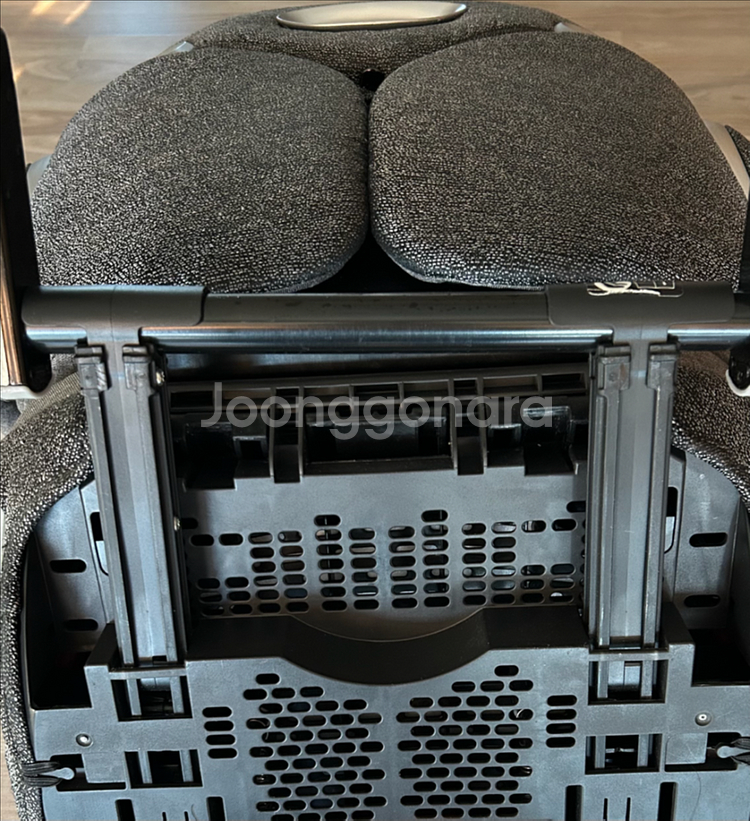 (상태 최상) 싸이벡스 솔루션 z - ifix 플러스 주니어 카시트--1