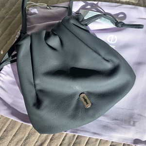 분크 토크 클라우드 드로우스트링 스몰 Black 새상품