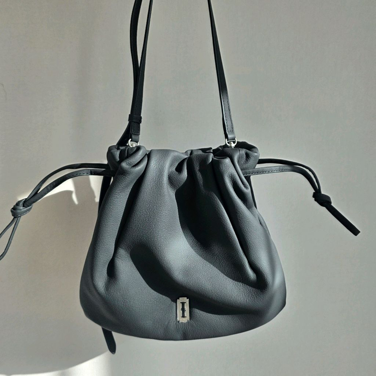 분크 토크 클라우드 드로우스트링 스몰 Black 새상품--2