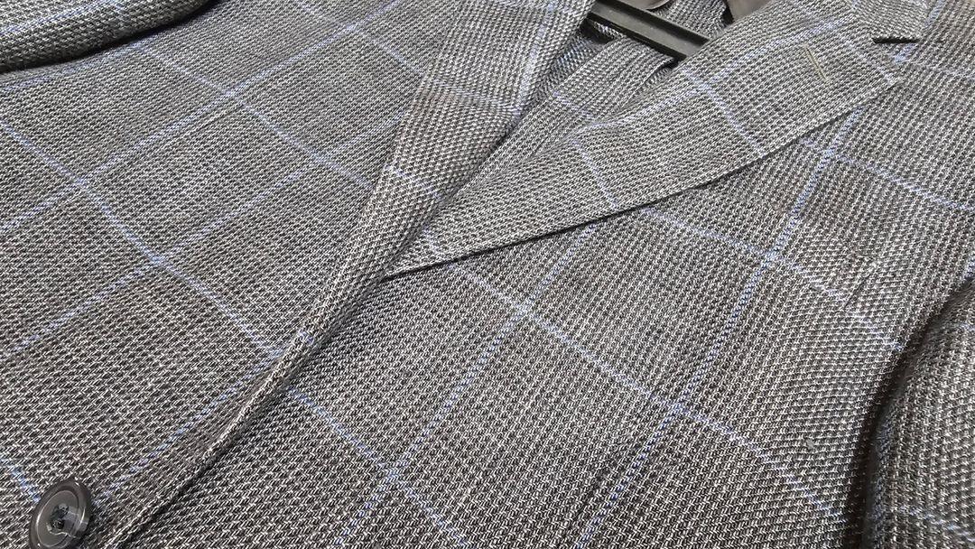 폴로 글렌체크 린넨 100프로 소재 36S(95정사이즈) 팝니다.--3