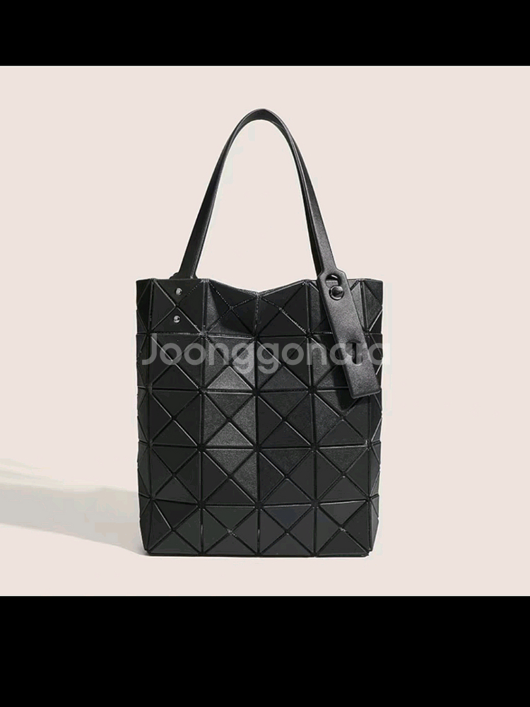 바오바오 토트백 팝니다--1