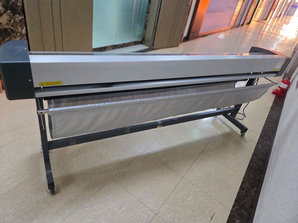 로얄소브린 폭2미터 전동재단기--1