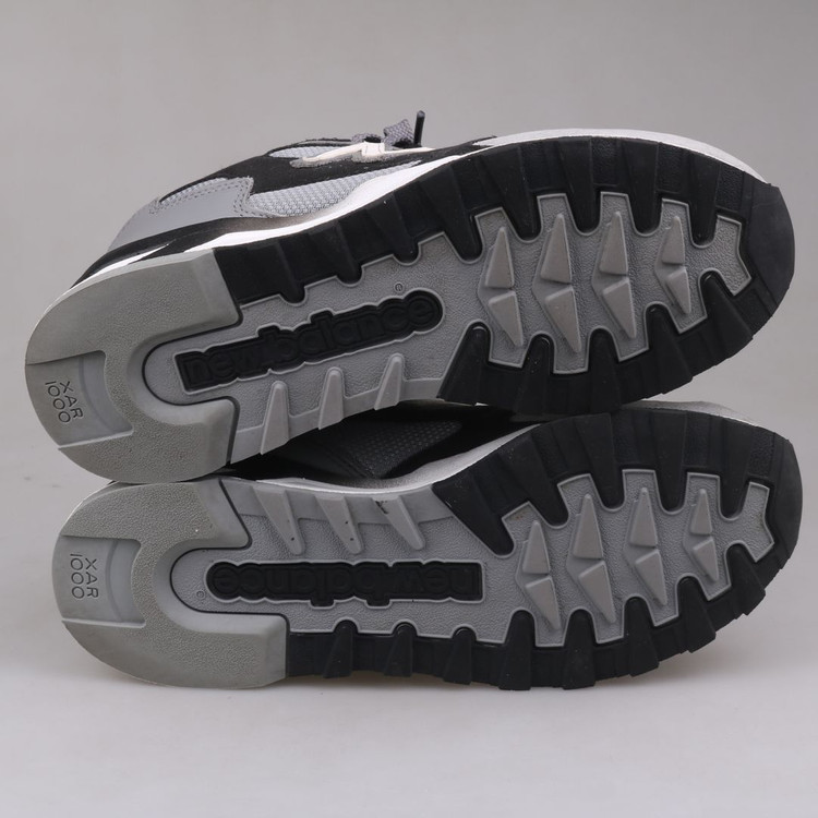 뉴발란스 운동화 판매합니다.(235)6121--9