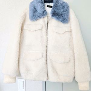 베네통 뽀글이 점퍼