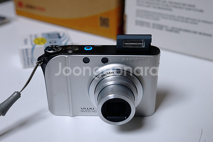 삼성 케녹스 VLUU NV100 HD 빈티지 디카 팝니다[터치화면]--9