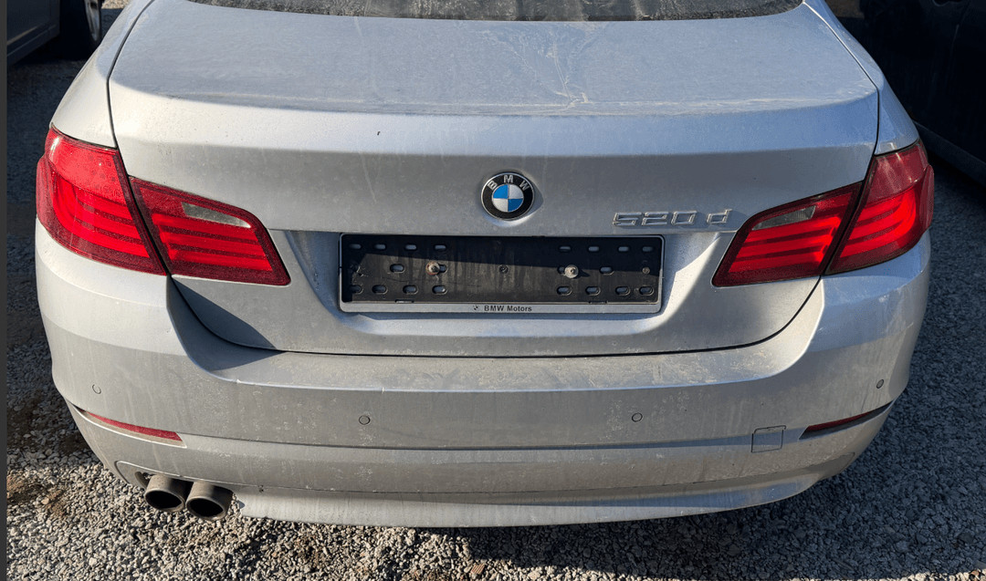 BMW 520 F10 2013년 Y57999 분해 판매합니다--5