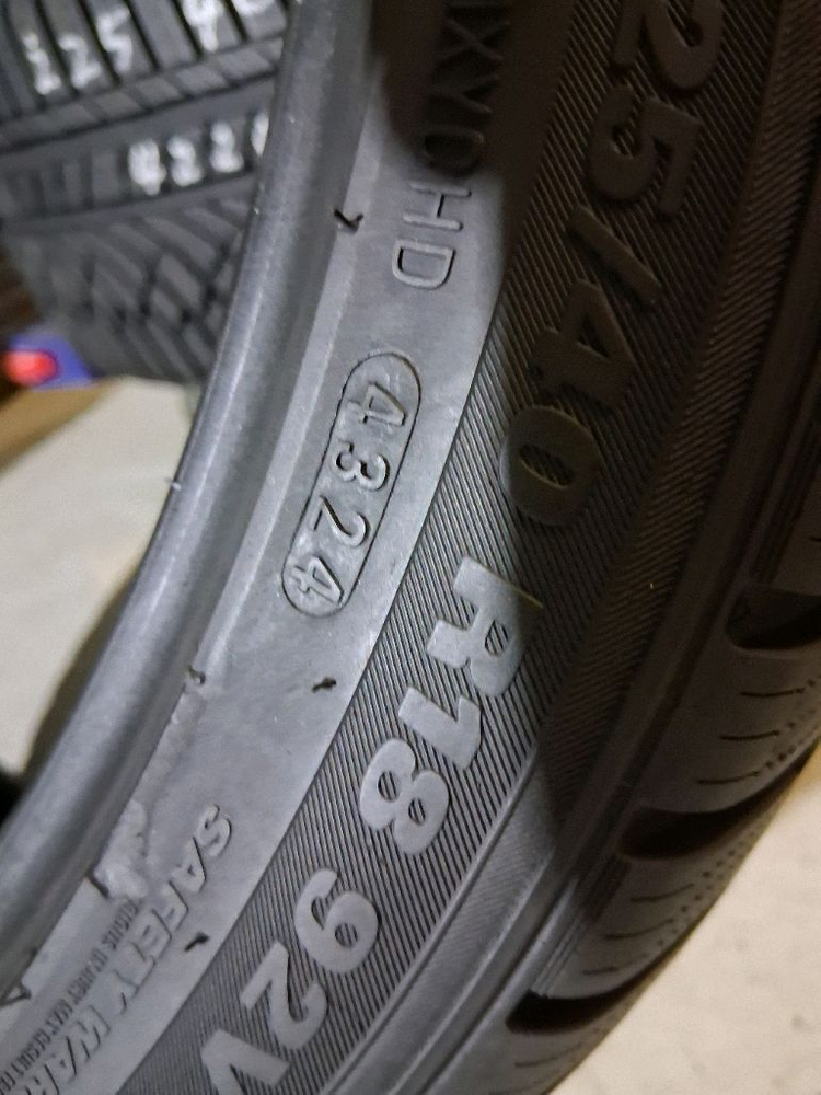 금호24년225 40 18원터타이어2개2254018타이어 양주동두천의정부포천싼타이어--4