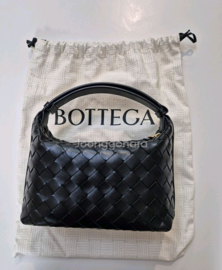 보테가베네타 미니월리스 판매해요--3