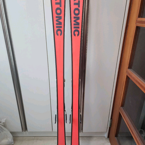 아토믹 s9입니다.165cm 사용감은 좀많음