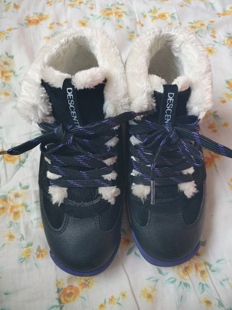 데상트.정품.여성 운동화 사이즈225 상태최상급 이미지