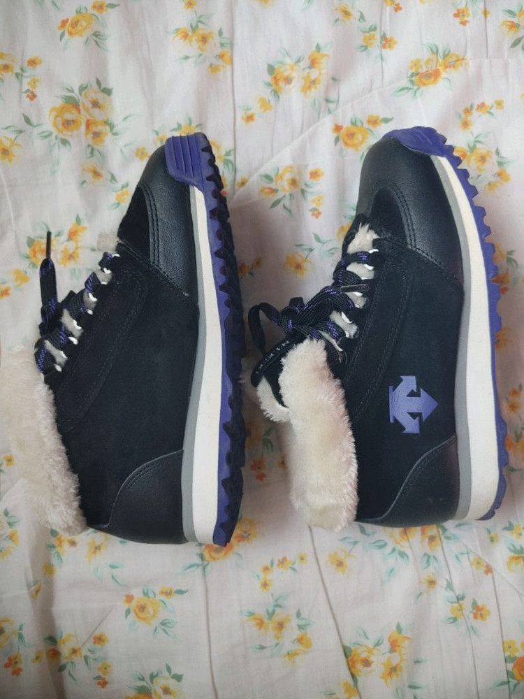 데상트.정품.여성 운동화 사이즈225 상태최상급 이미지