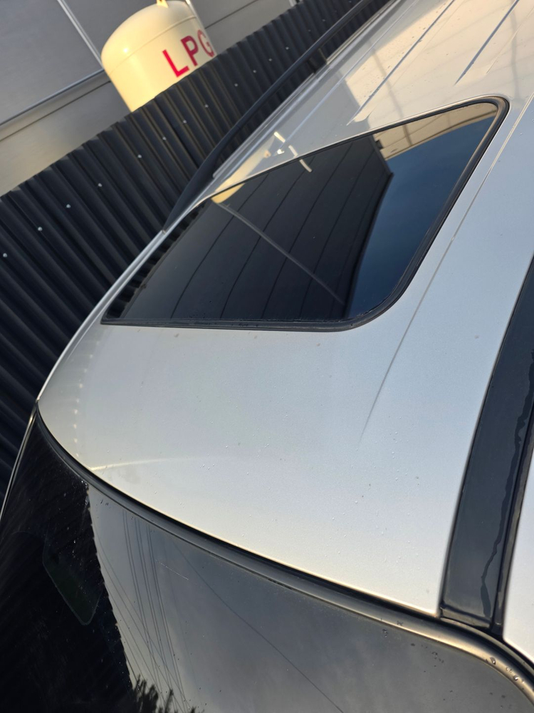 보기드문 완전 풀옵션 트라제XG 차량팝니다.--1