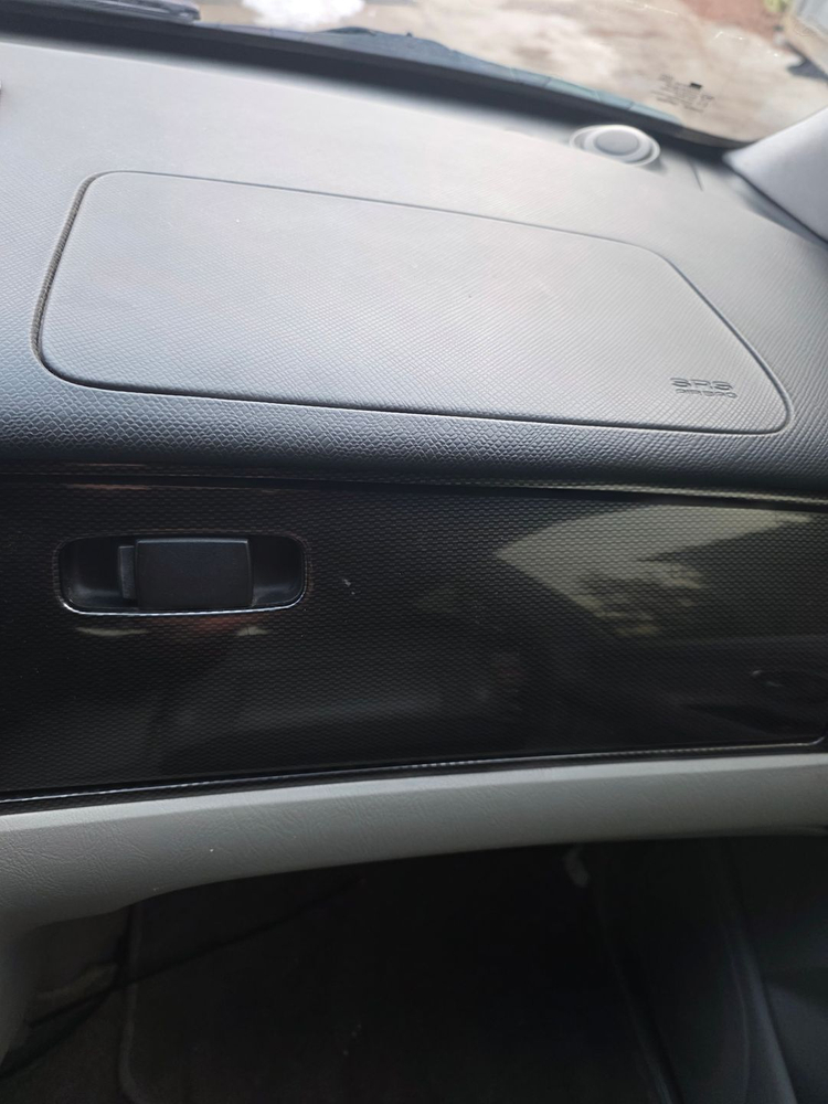 보기드문 완전 풀옵션 트라제XG 차량팝니다.--3