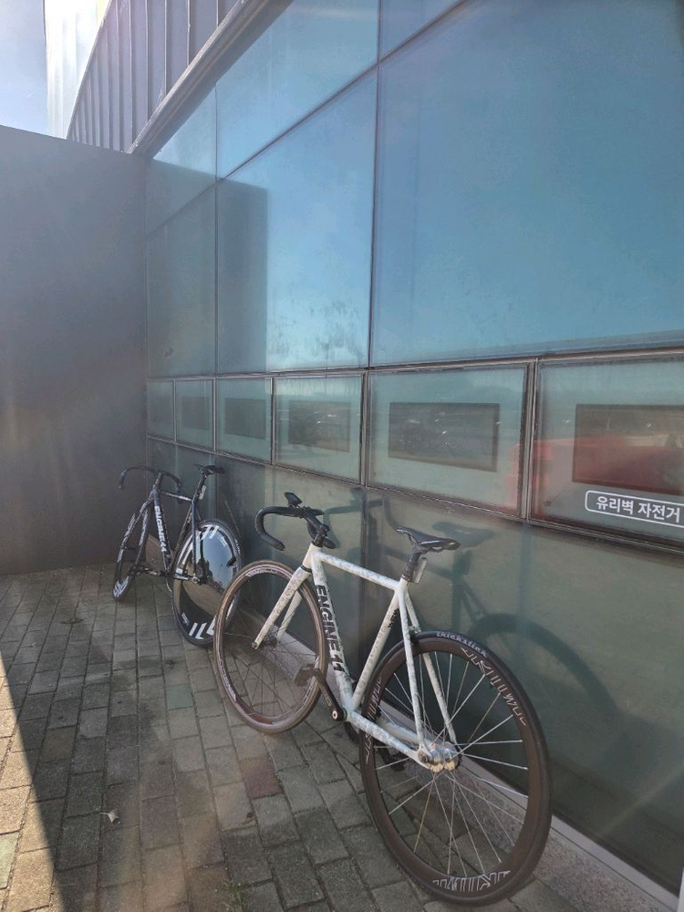 엔진11 헌터브로스v2 이미지