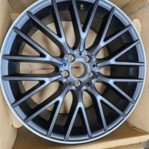 w223 벤츠 무광블랙 신품정품휠타어이 한대훈